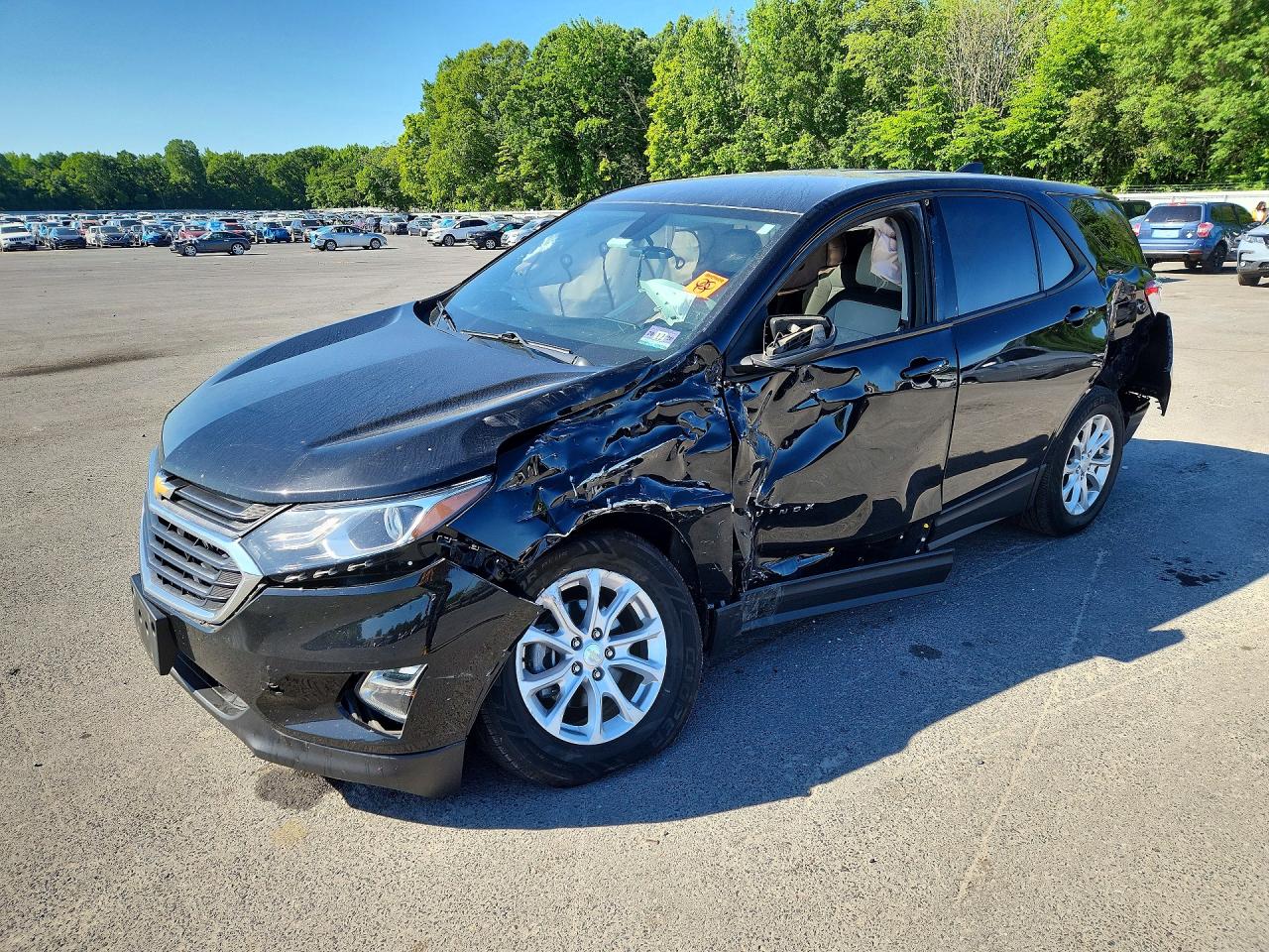 Salvage Chevrolet Equinox Image