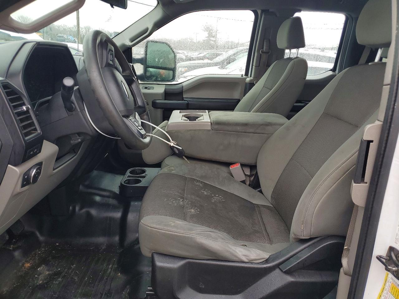 Ford F-150 Super Cab
