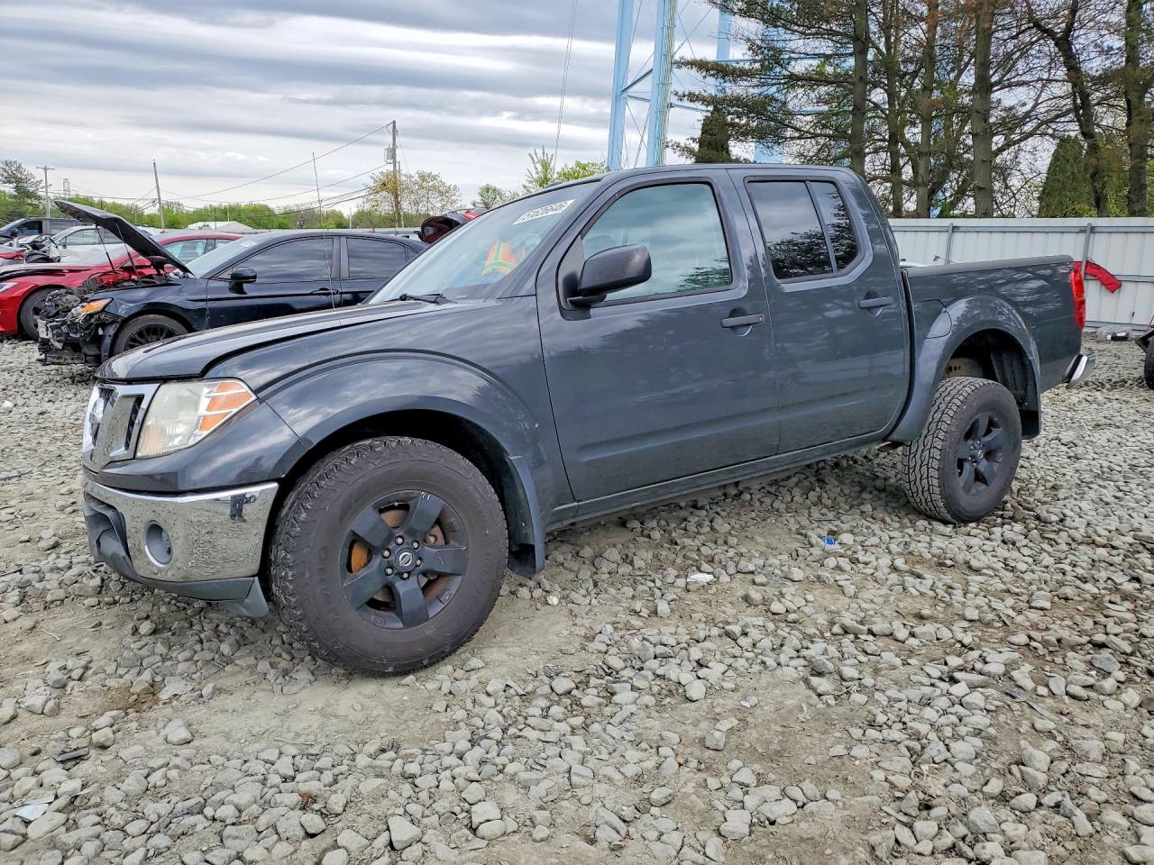 Salvage Nissan Frontier Image