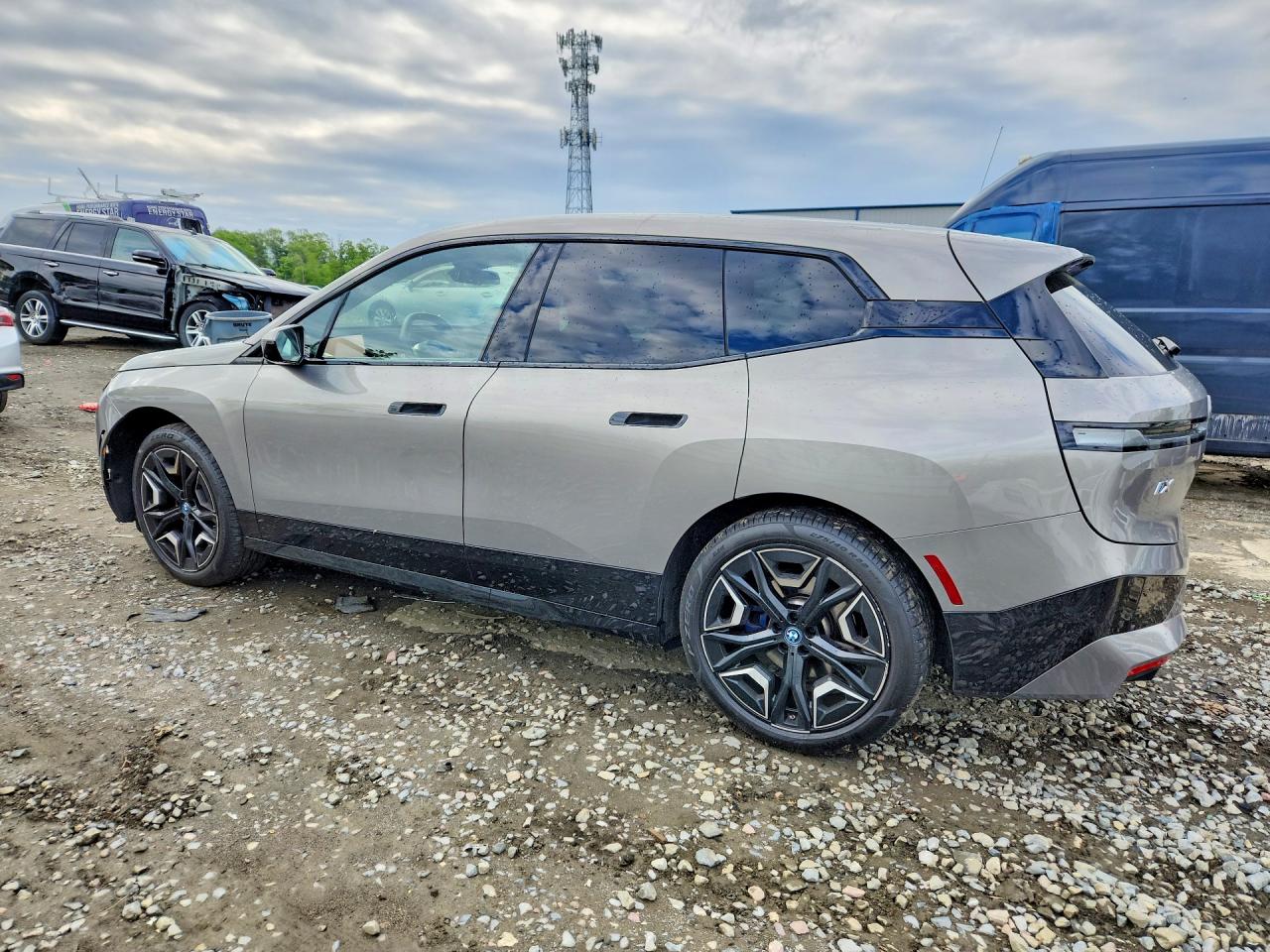 BMW iX Xdrive50