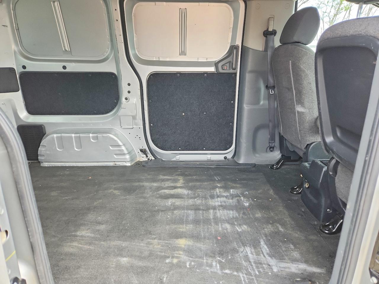 Chevrolet Express Lt