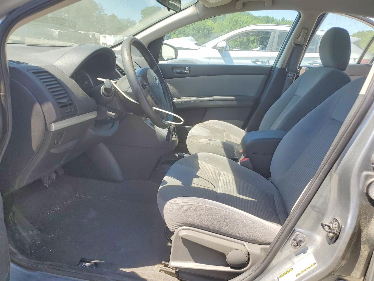 Nissan Sentra 2.0