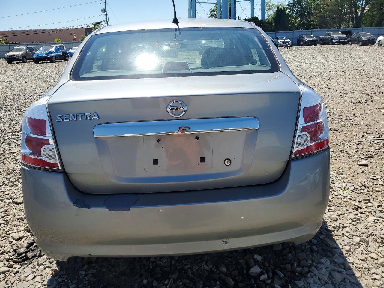 Nissan Sentra 2.0