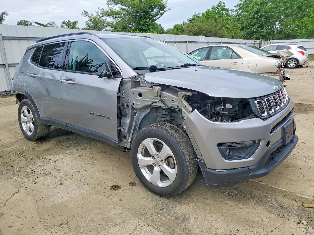 Jeep Compass Latitude