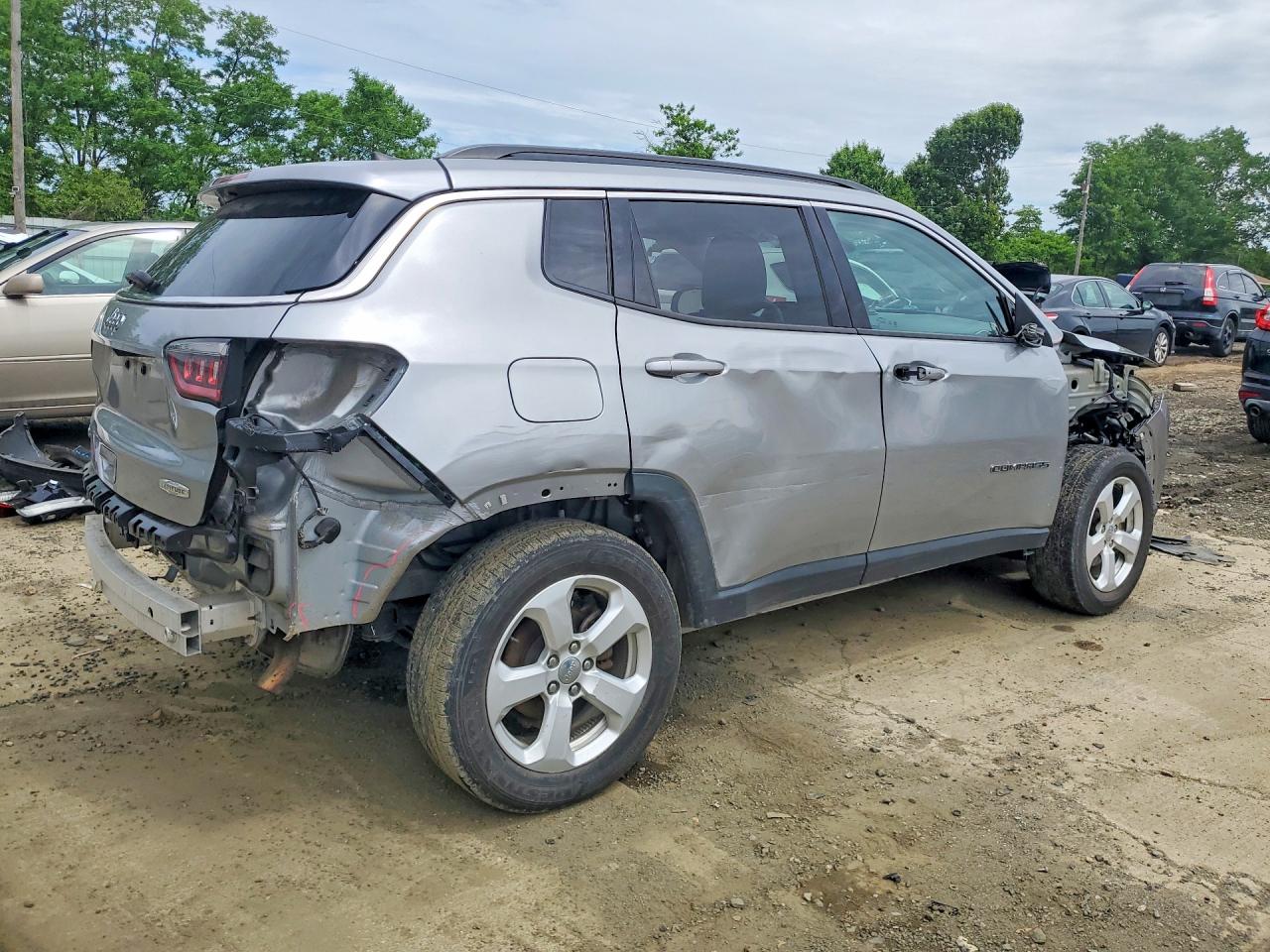 Jeep Compass Latitude