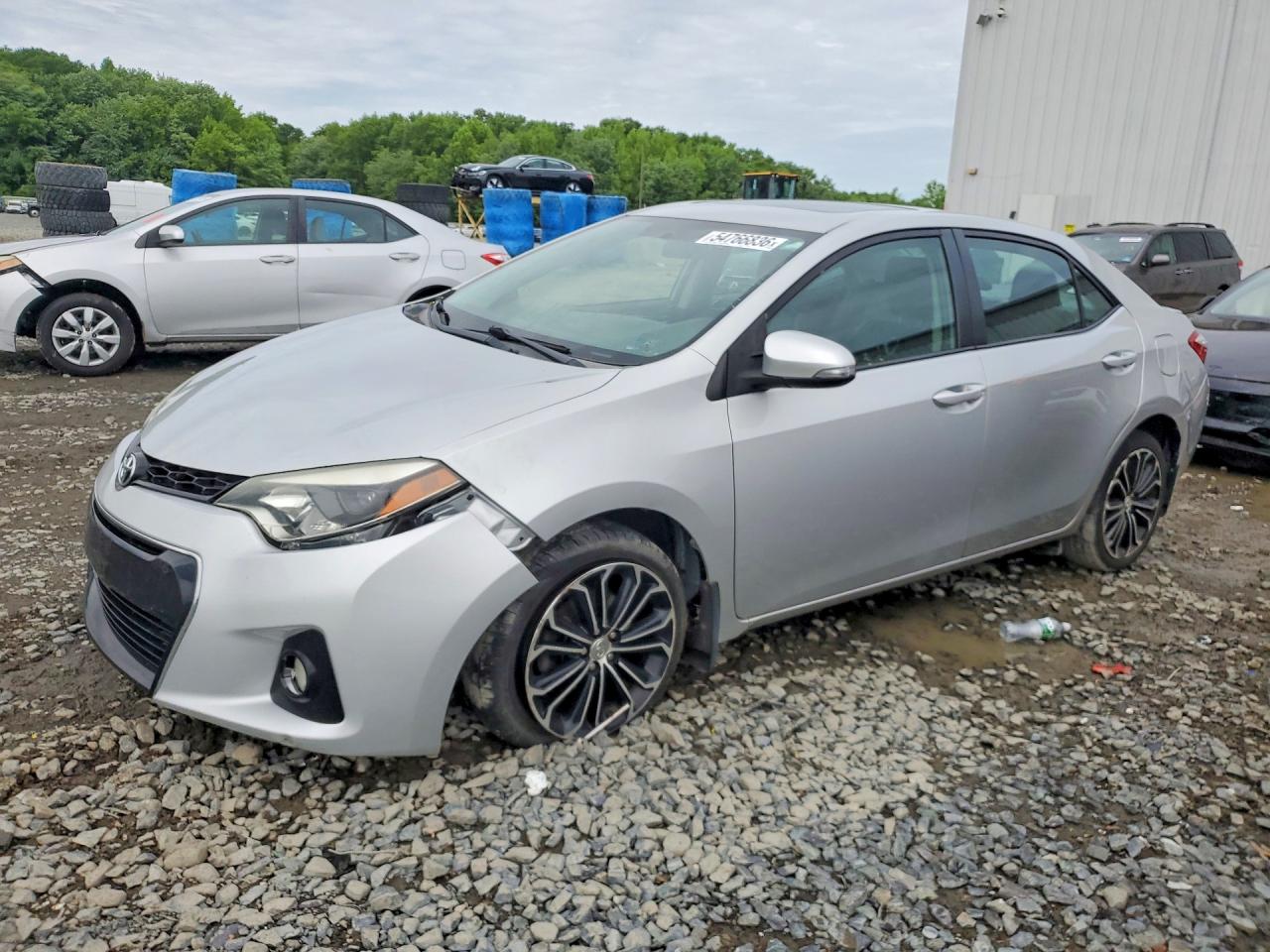 Salvage Toyota Corolla Image