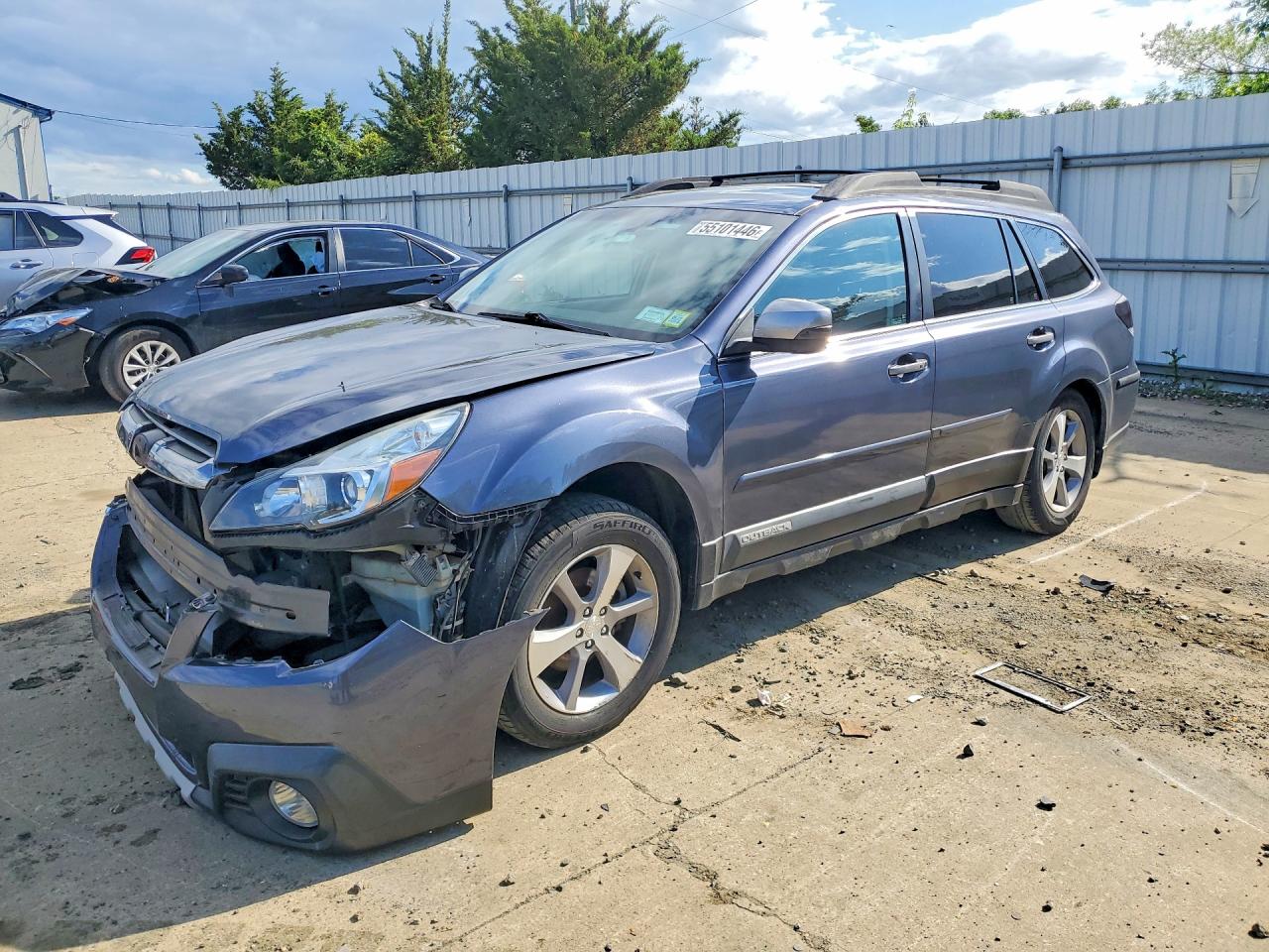 Salvage Subaru Outback Image