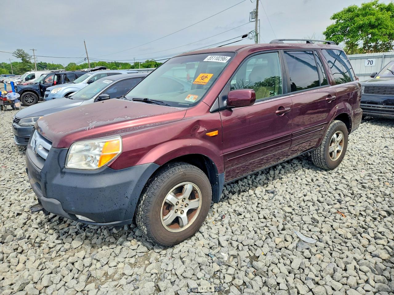 Salvage Honda Pilot Image