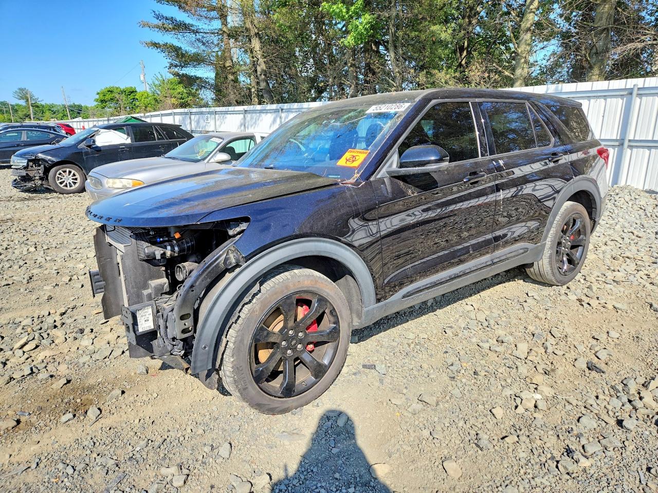 Salvage Ford Explorer Image