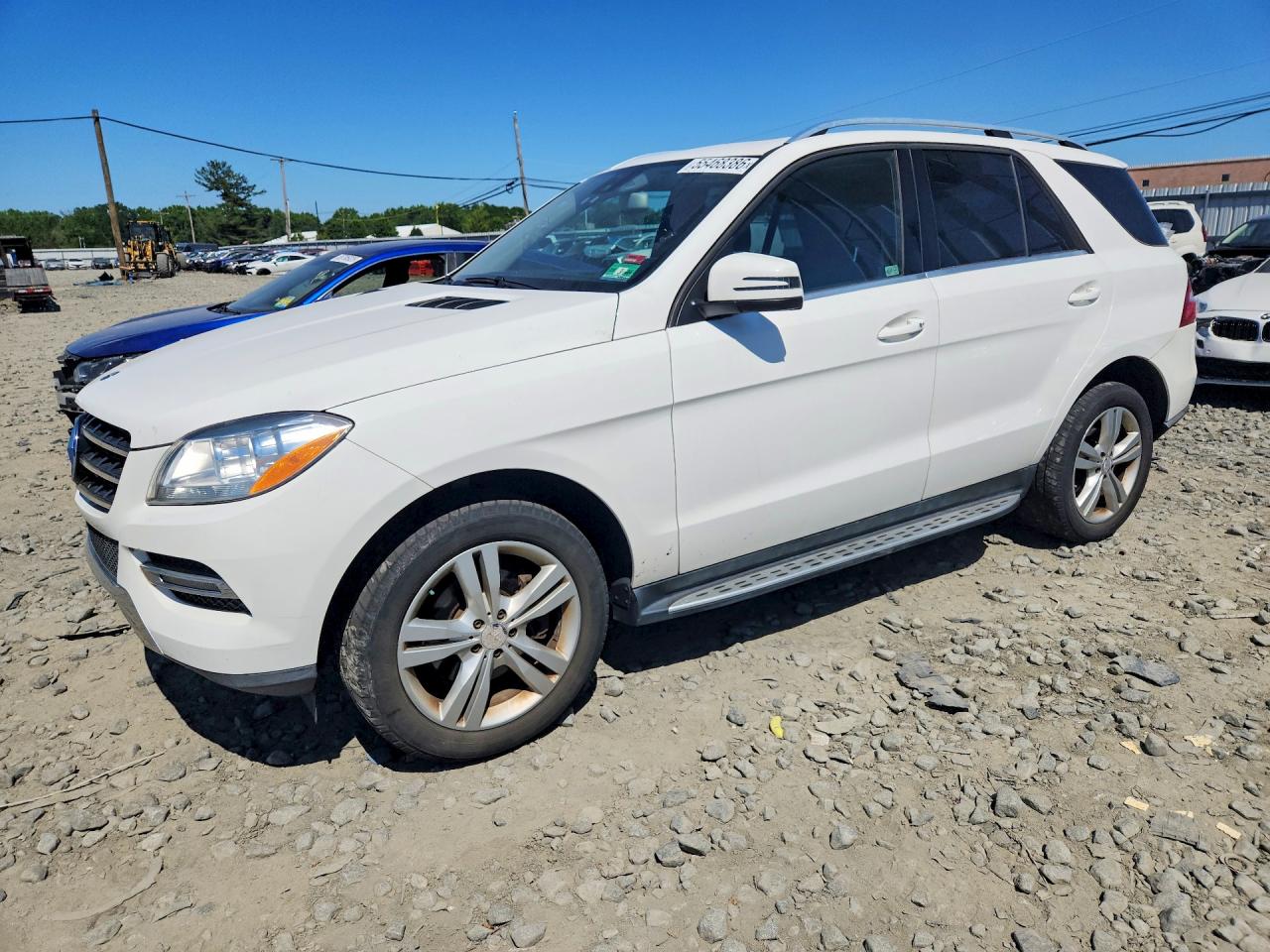 Salvage Mercedes-Benz M-Class Image