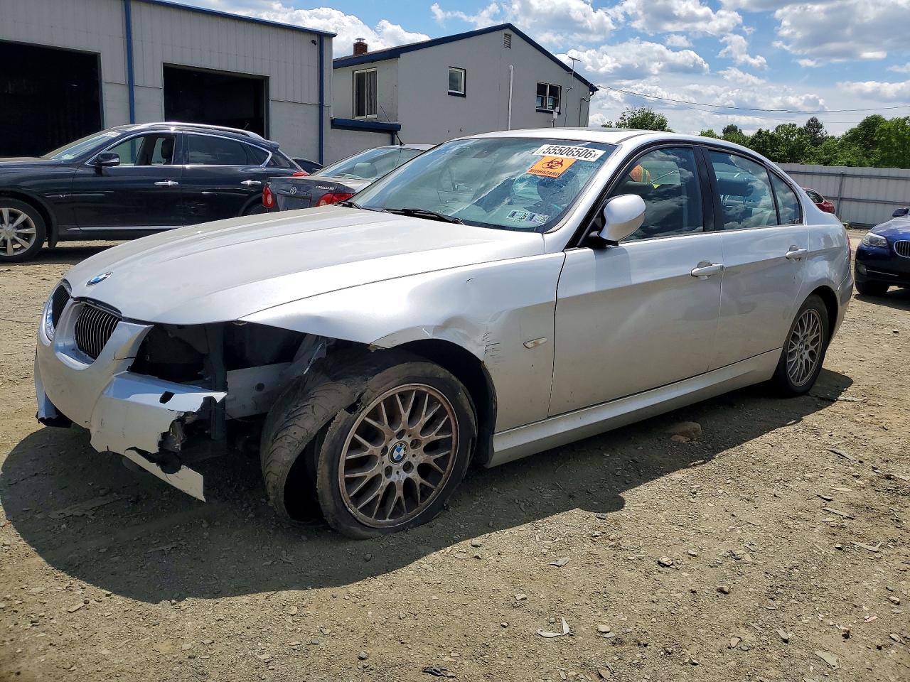 Salvage BMW 3 Series Image