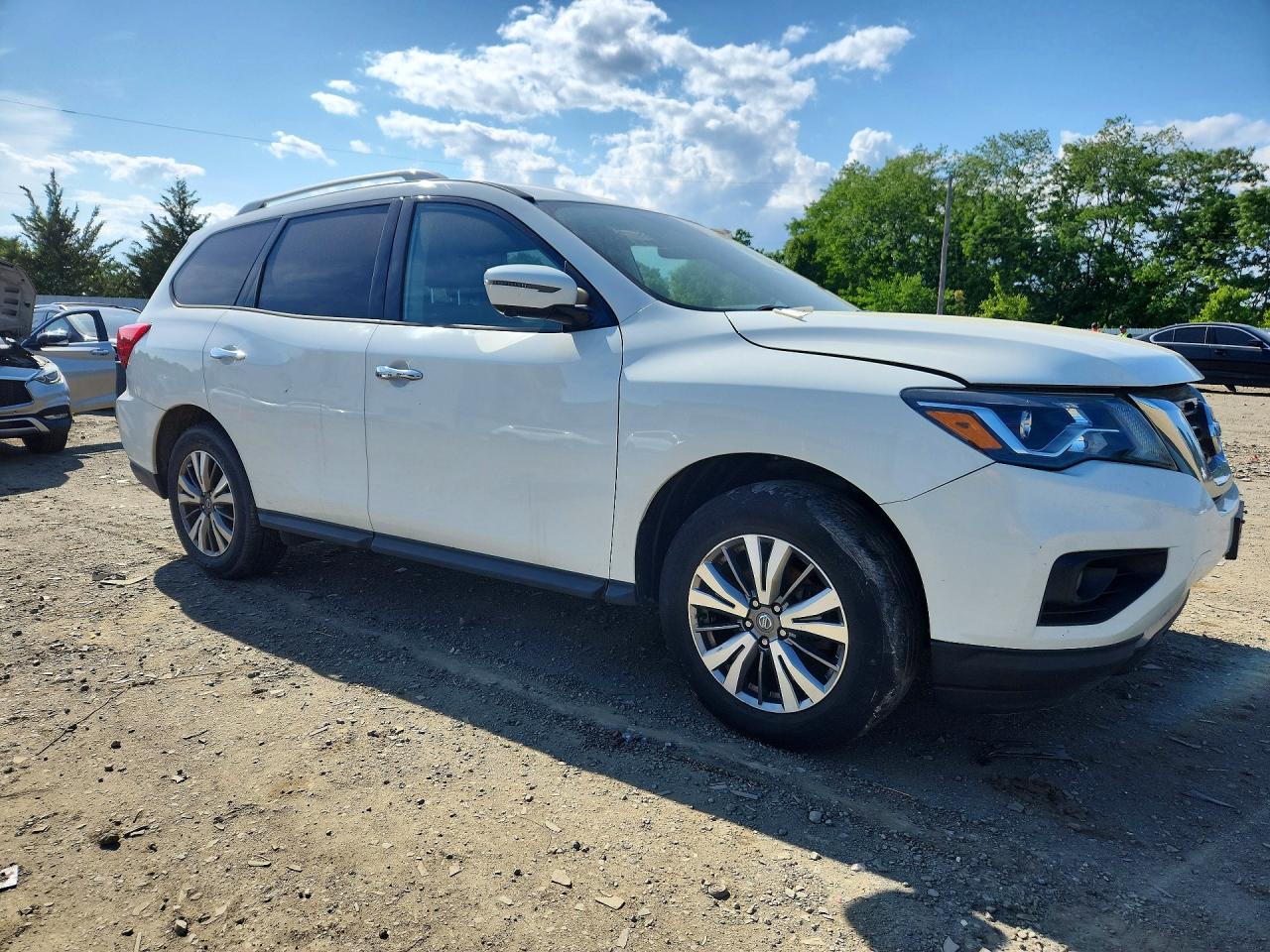 Nissan Pathfinder Sl