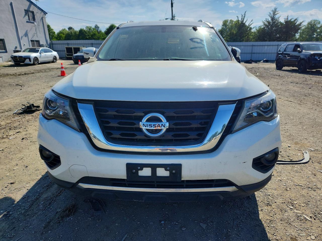Nissan Pathfinder Sl