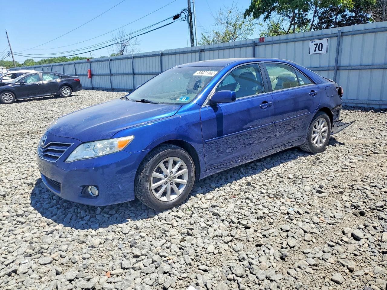Salvage Toyota Camry Image