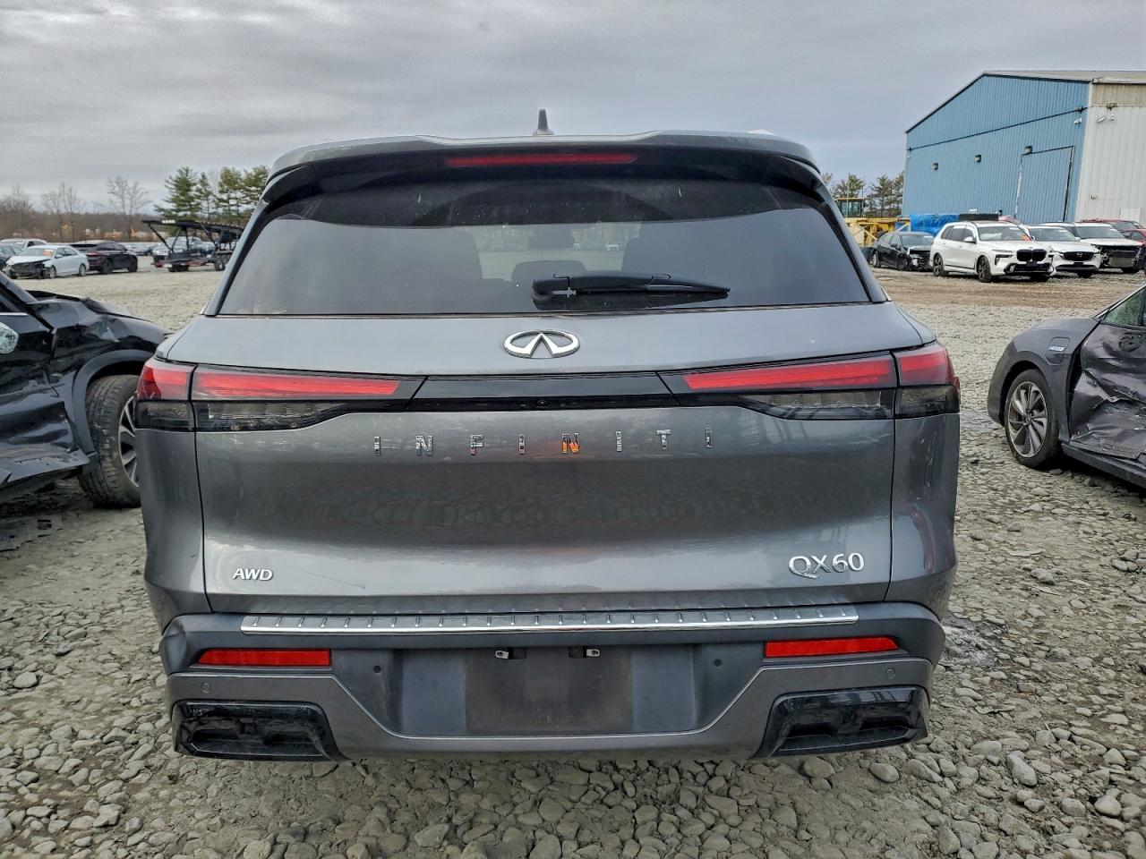 INFINITI Qx Luxe