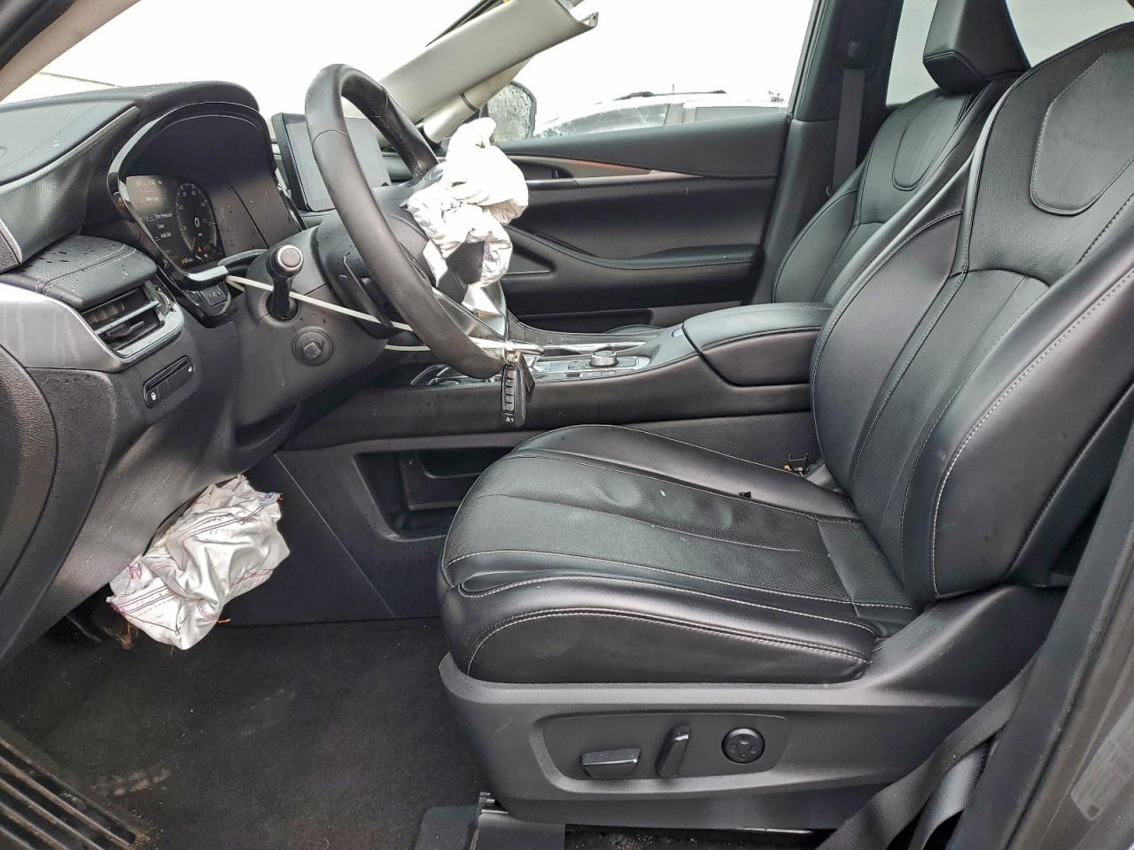 INFINITI Qx Luxe