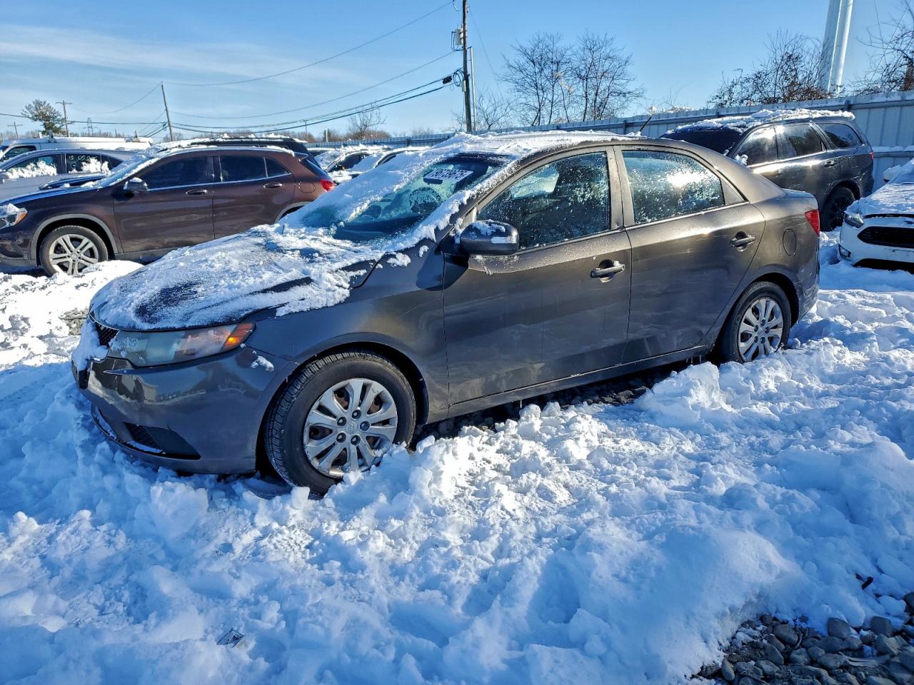 Salvage Kia Forte Image