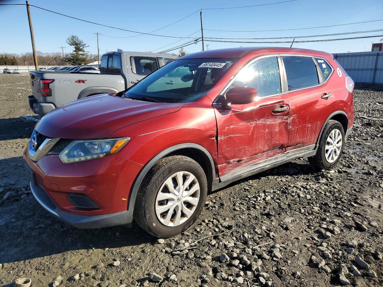 Salvage Nissan Rogue Image