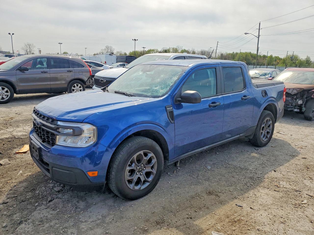 Salvage Ford Maverick Image
