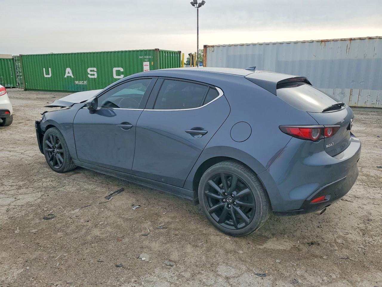 Mazda 3 Premium