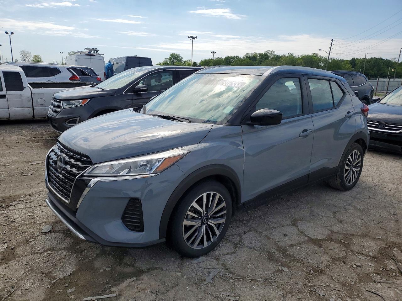 Salvage Nissan Kicks Image