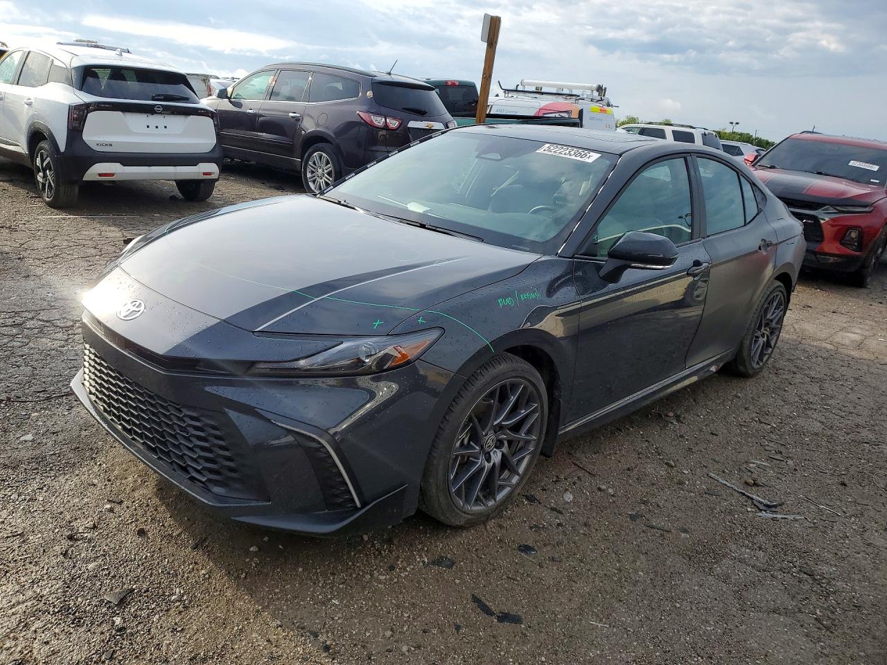 Salvage Toyota Camry Image