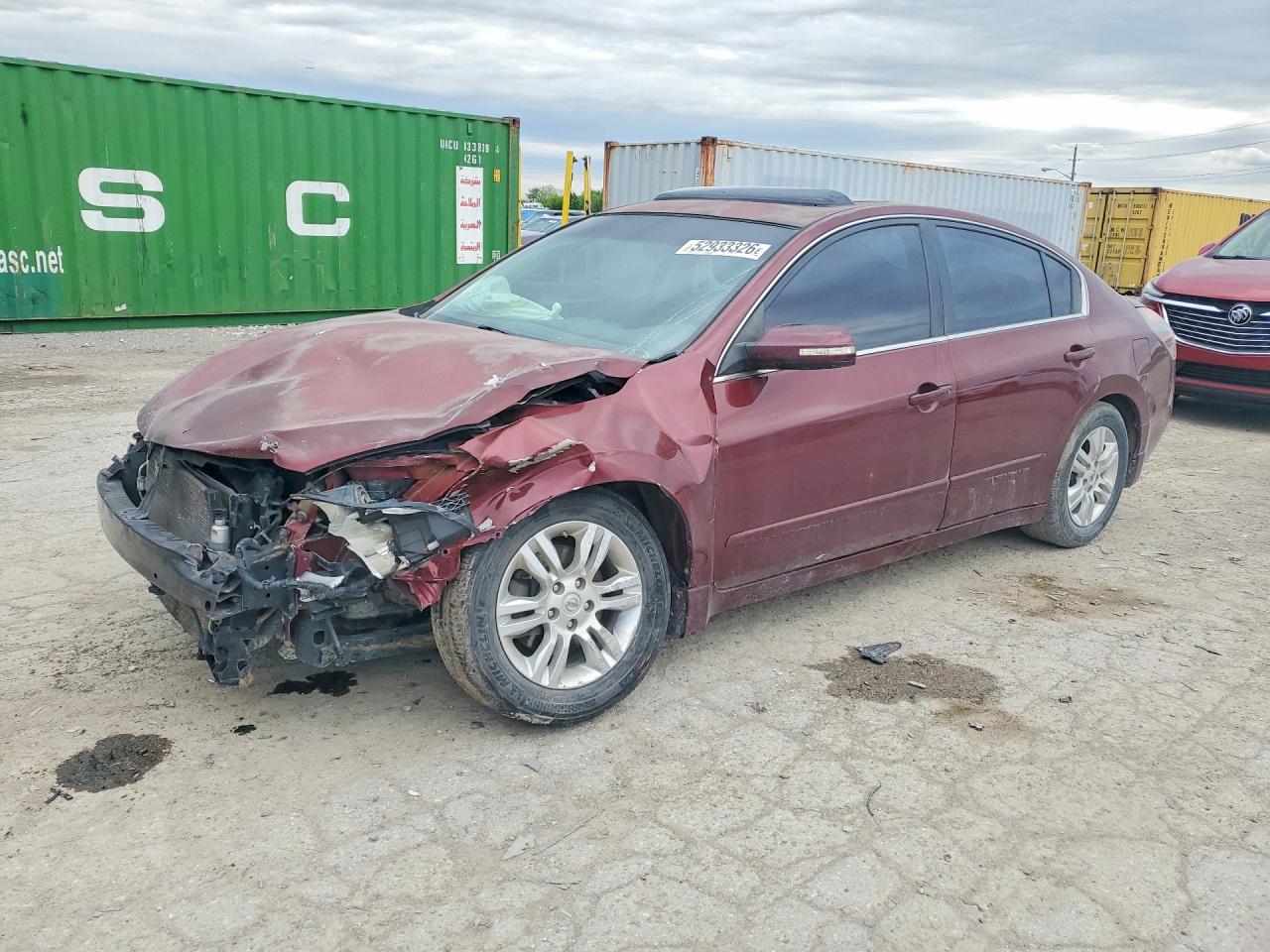 Salvage Nissan Altima Image