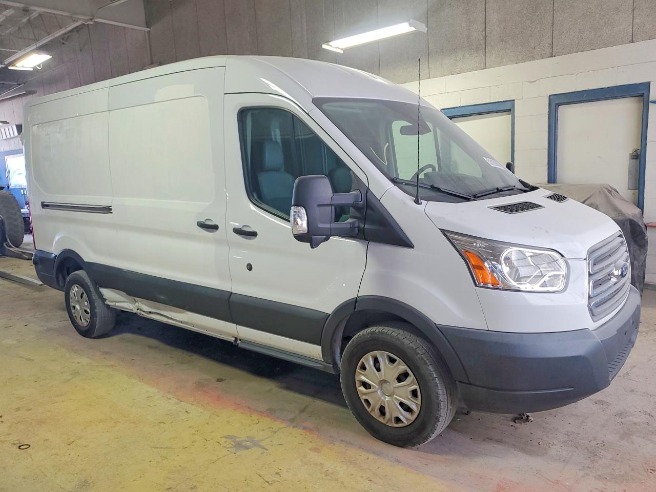 Ford Transit T-250