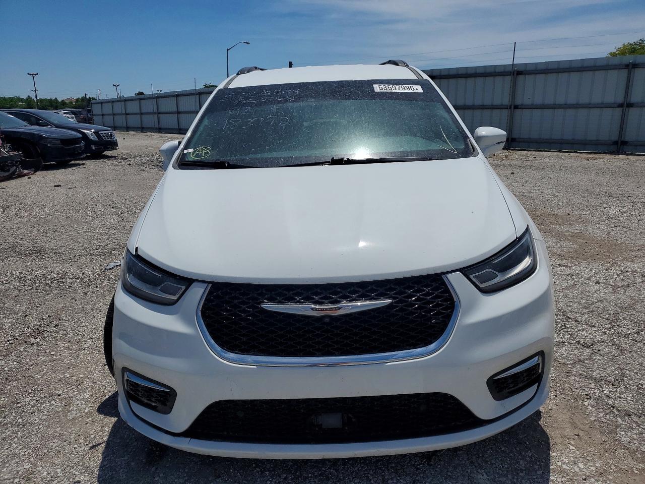 Chrysler Pacifica Touring L