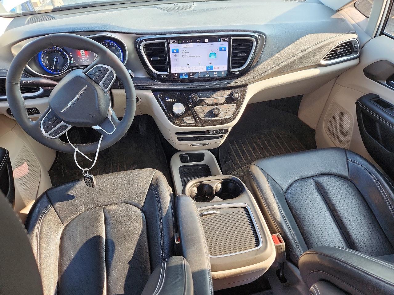 Chrysler Pacifica Touring L