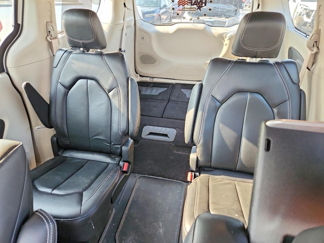 Chrysler Pacifica Touring L