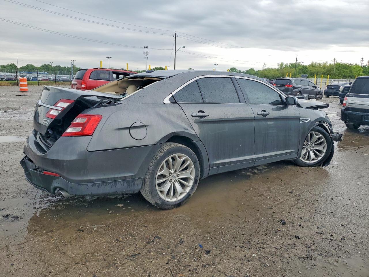 Ford Taurus Limited