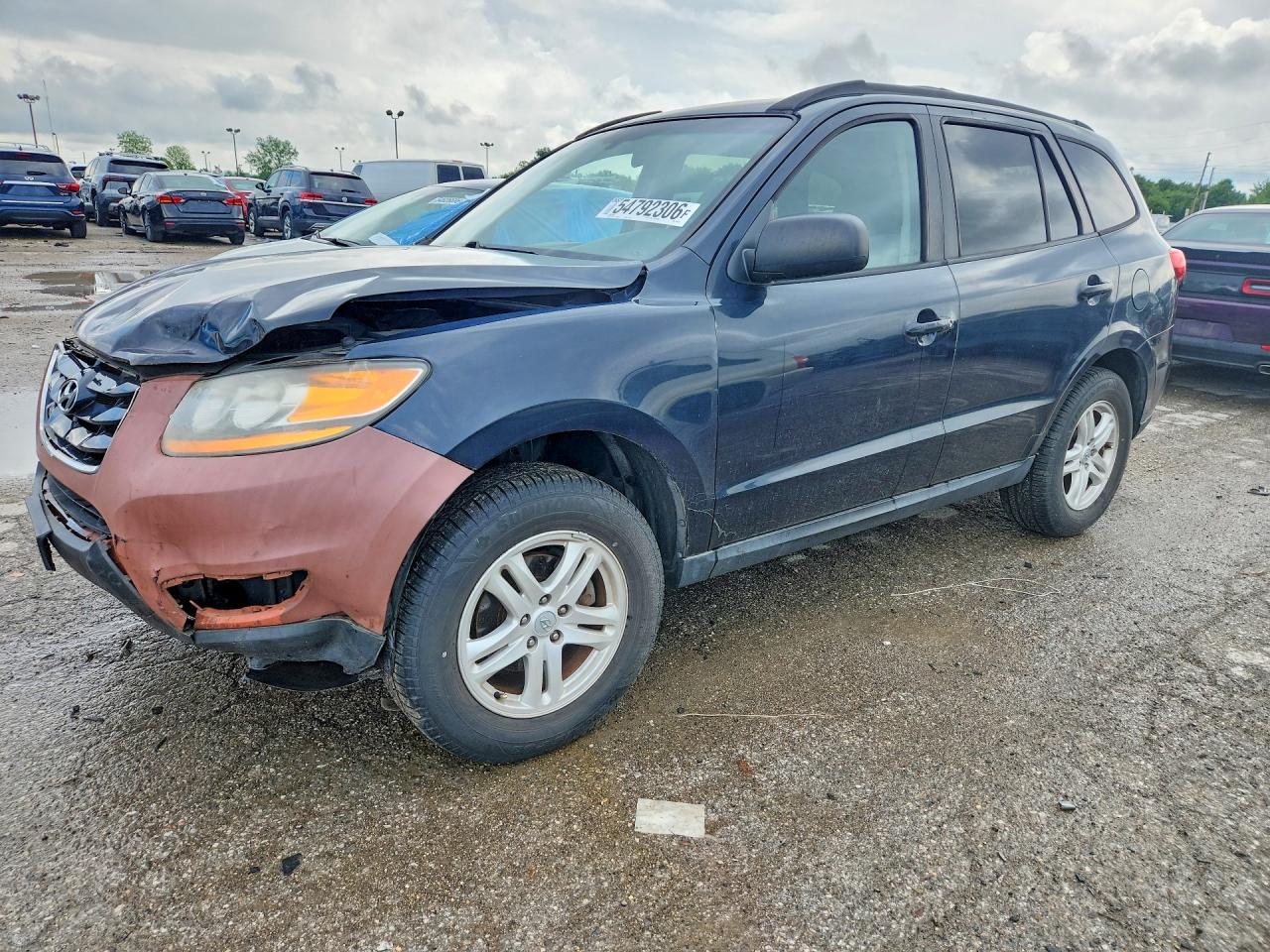 Salvage Hyundai SANTA FE Image
