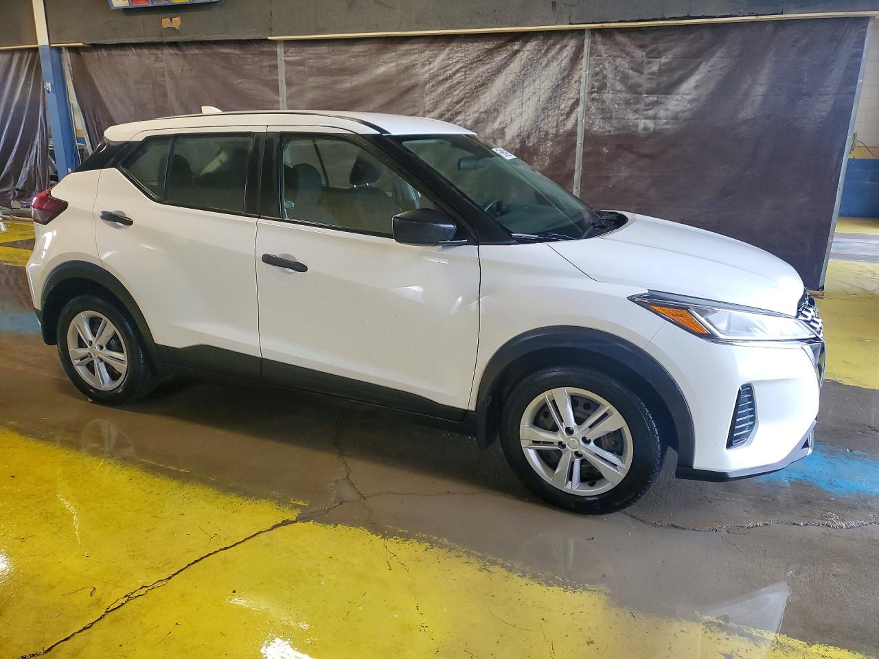 Nissan Kicks S