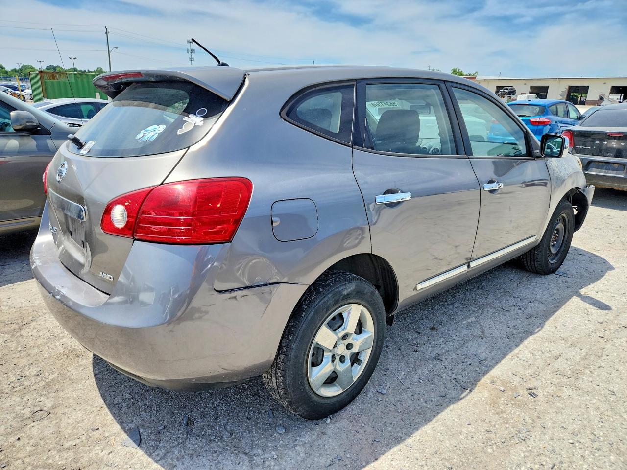 Nissan Rogue S
