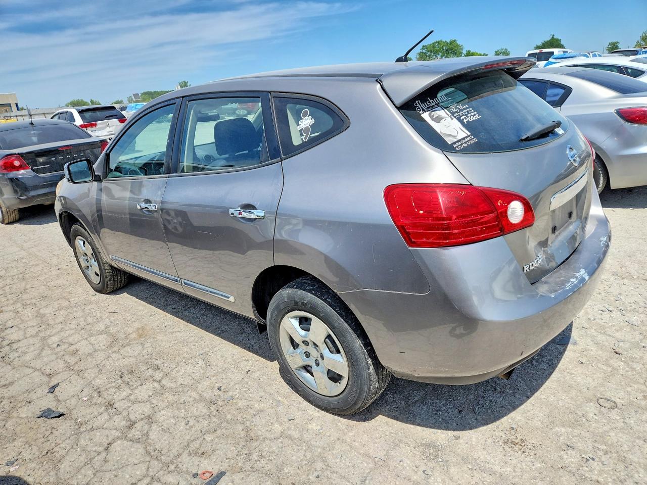 Nissan Rogue S