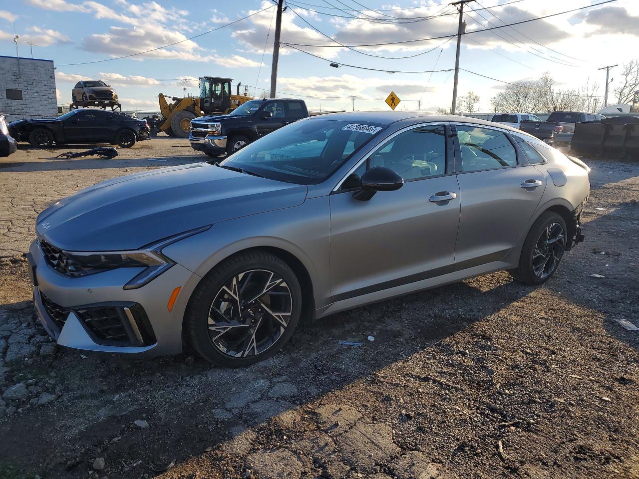 Salvage Kia K5 Image