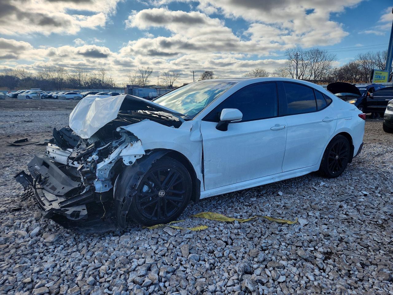 Salvage Toyota Camry Image