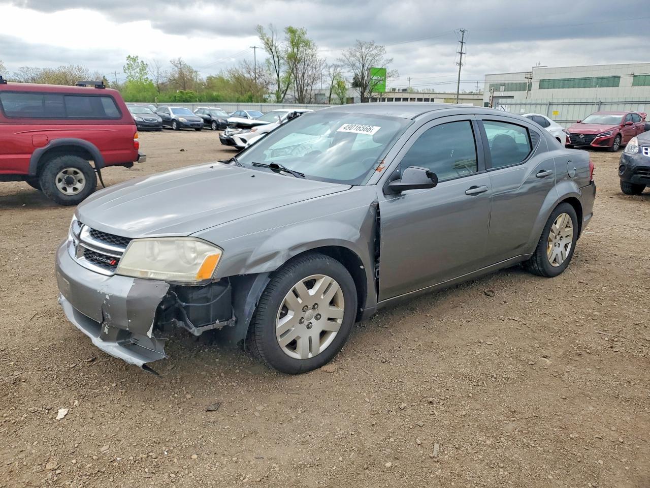 Salvage Dodge Avenger Image