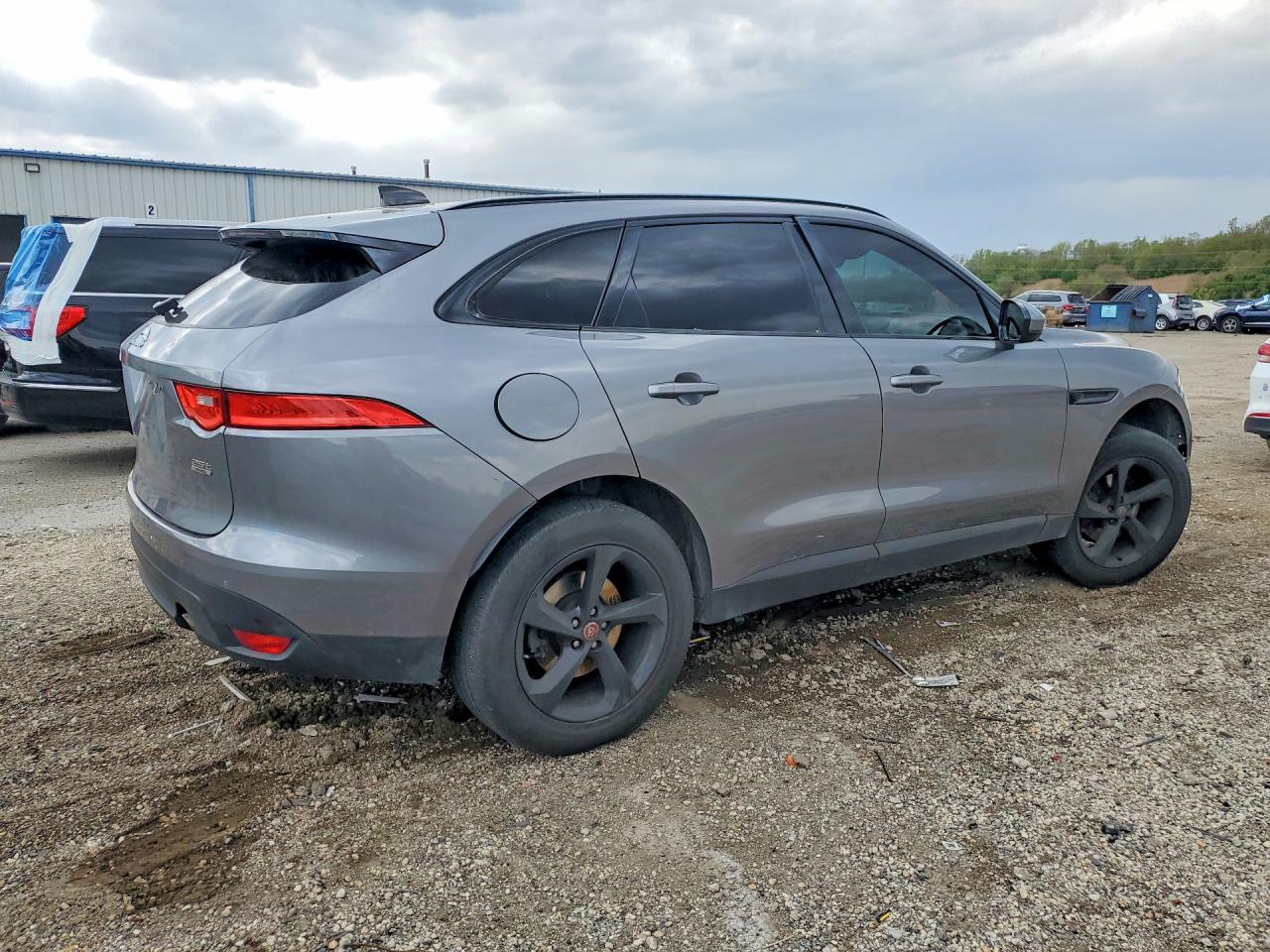 Jaguar F-PACE Premium