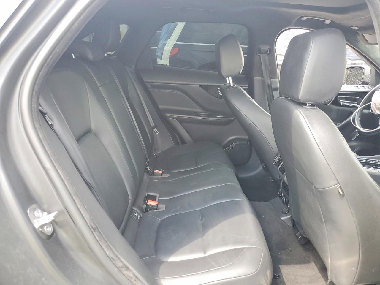 Jaguar F-PACE Premium