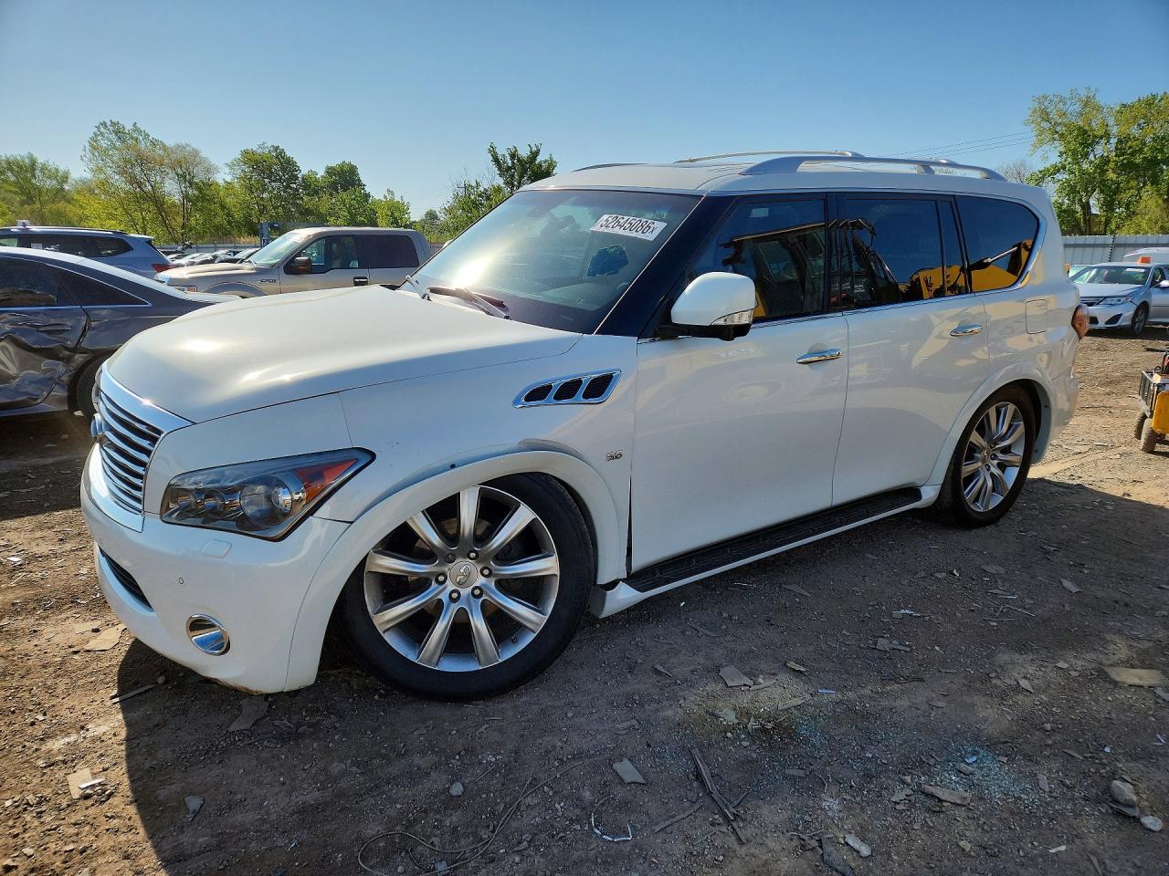 Salvage INFINITI Qx Image