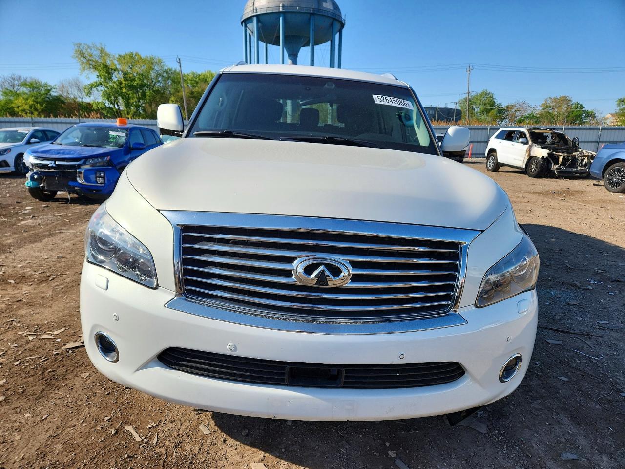 INFINITI Qx Base