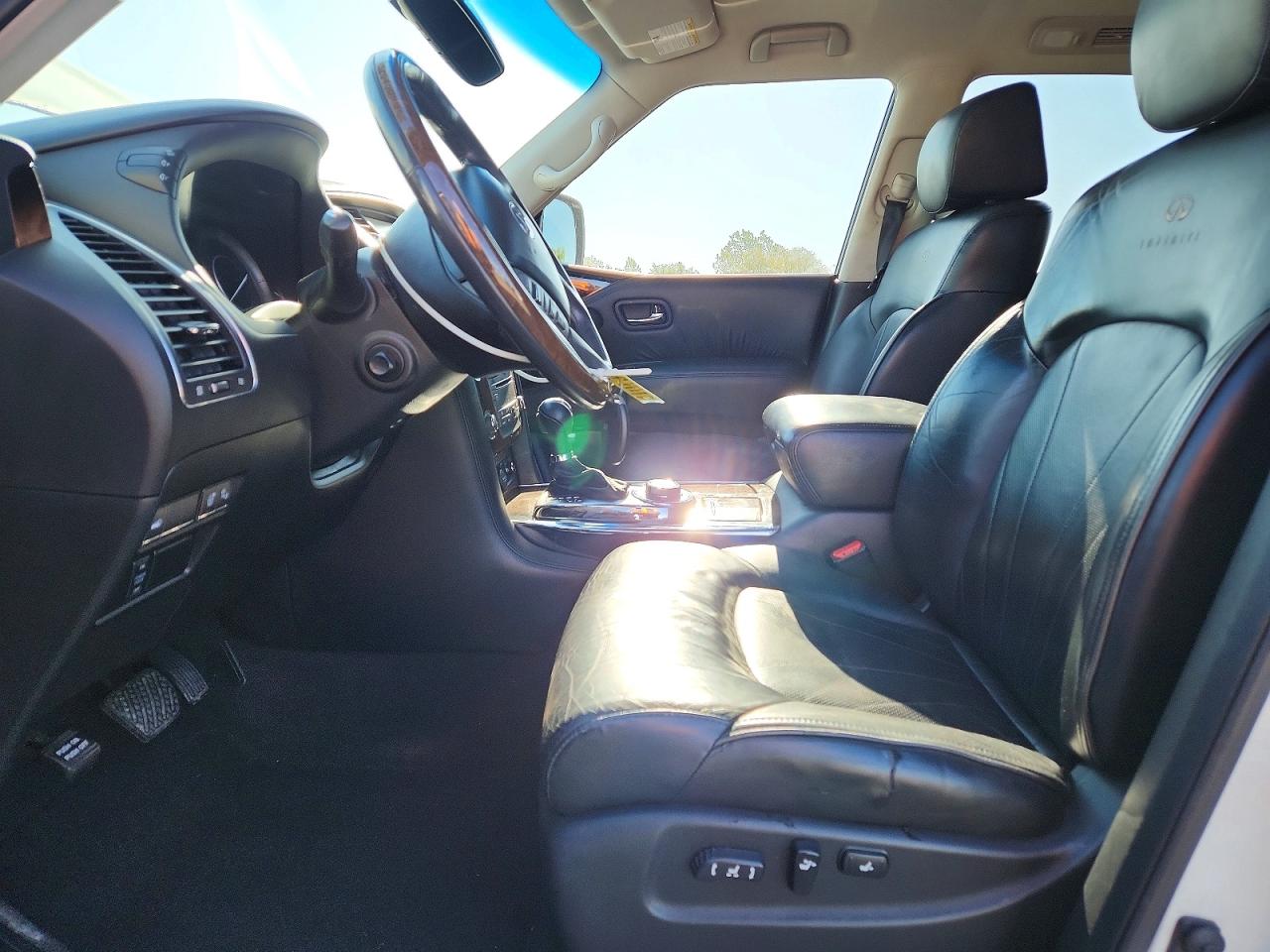 INFINITI Qx Base