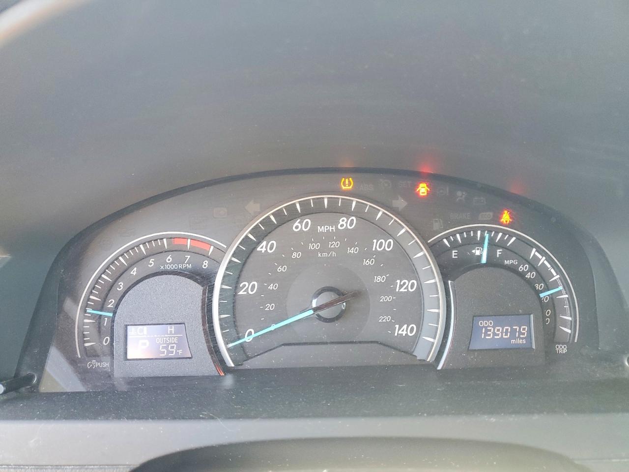 Toyota Camry Le