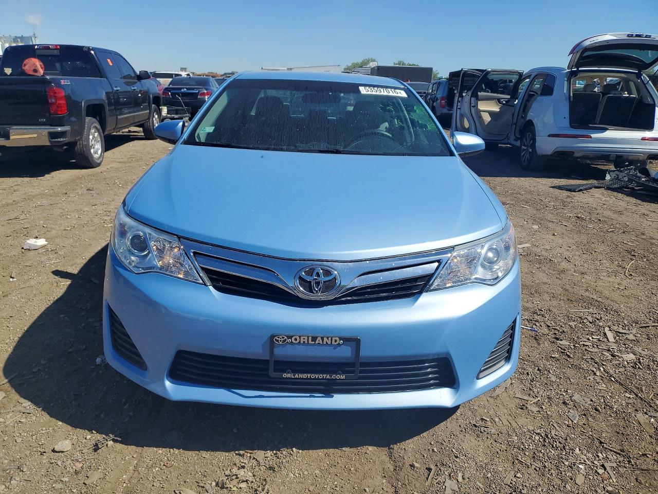 Toyota Camry Le