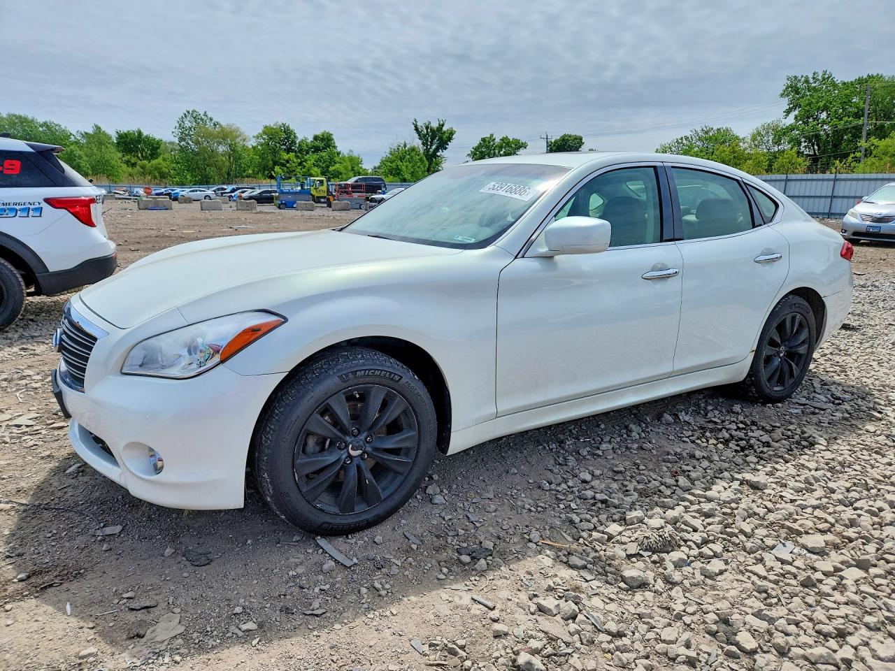 Salvage INFINITI M37 Image