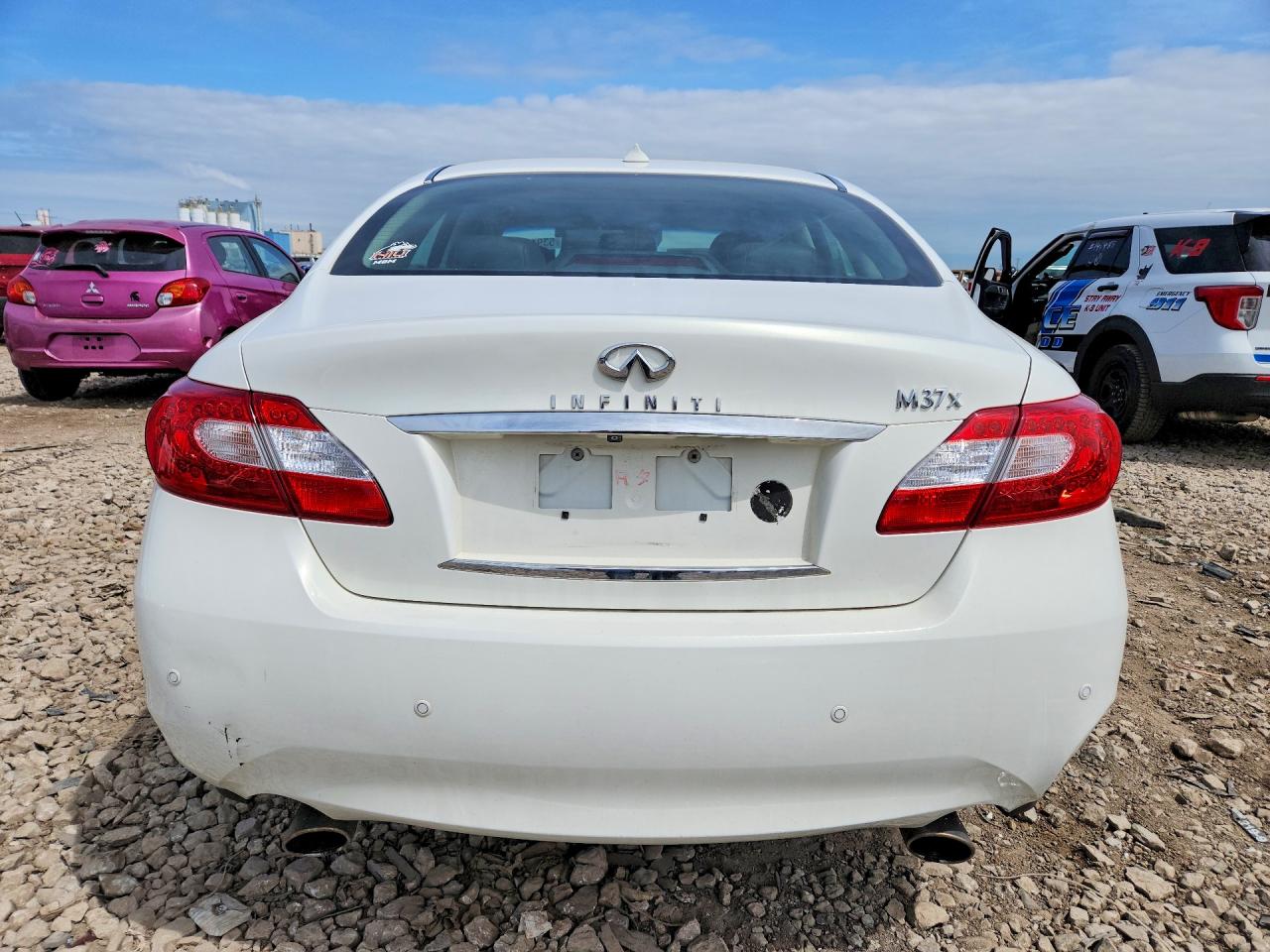 INFINITI M37 X