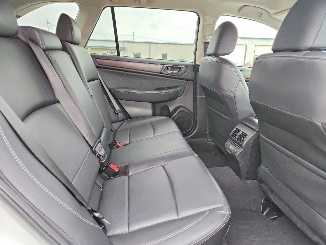 Subaru Outback 2.5i Limited