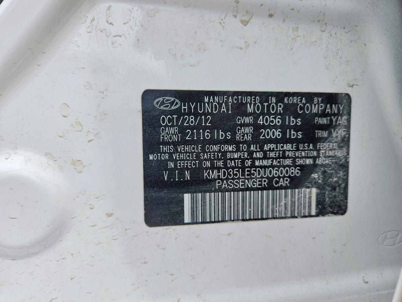 Hyundai ELANTRA Base